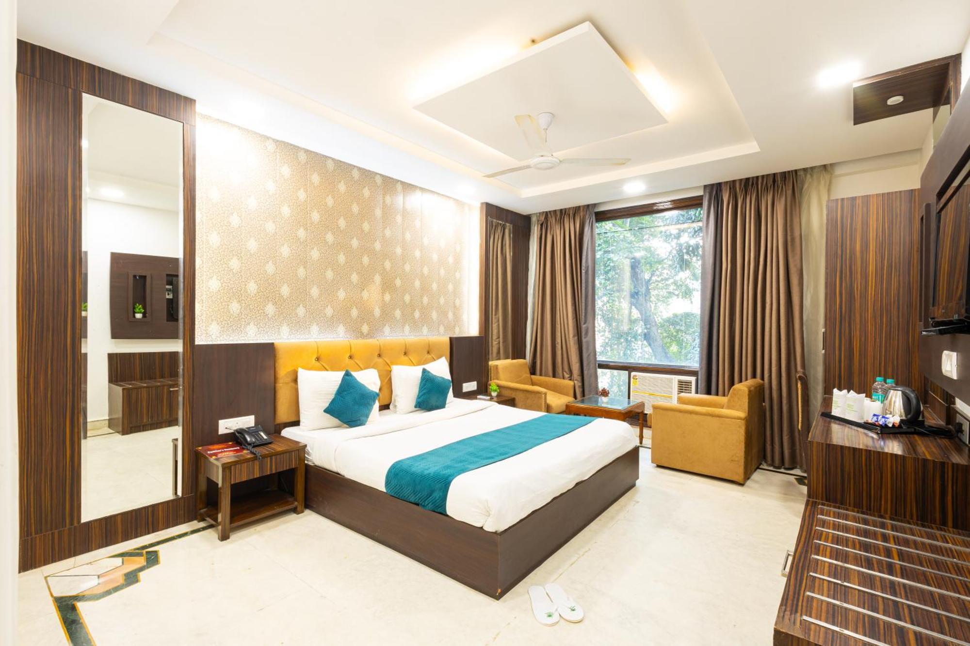 Hotel Panickers Residency - Ajmal Khan Market Near Karol Bagh Metro Delhi  Exterior photo