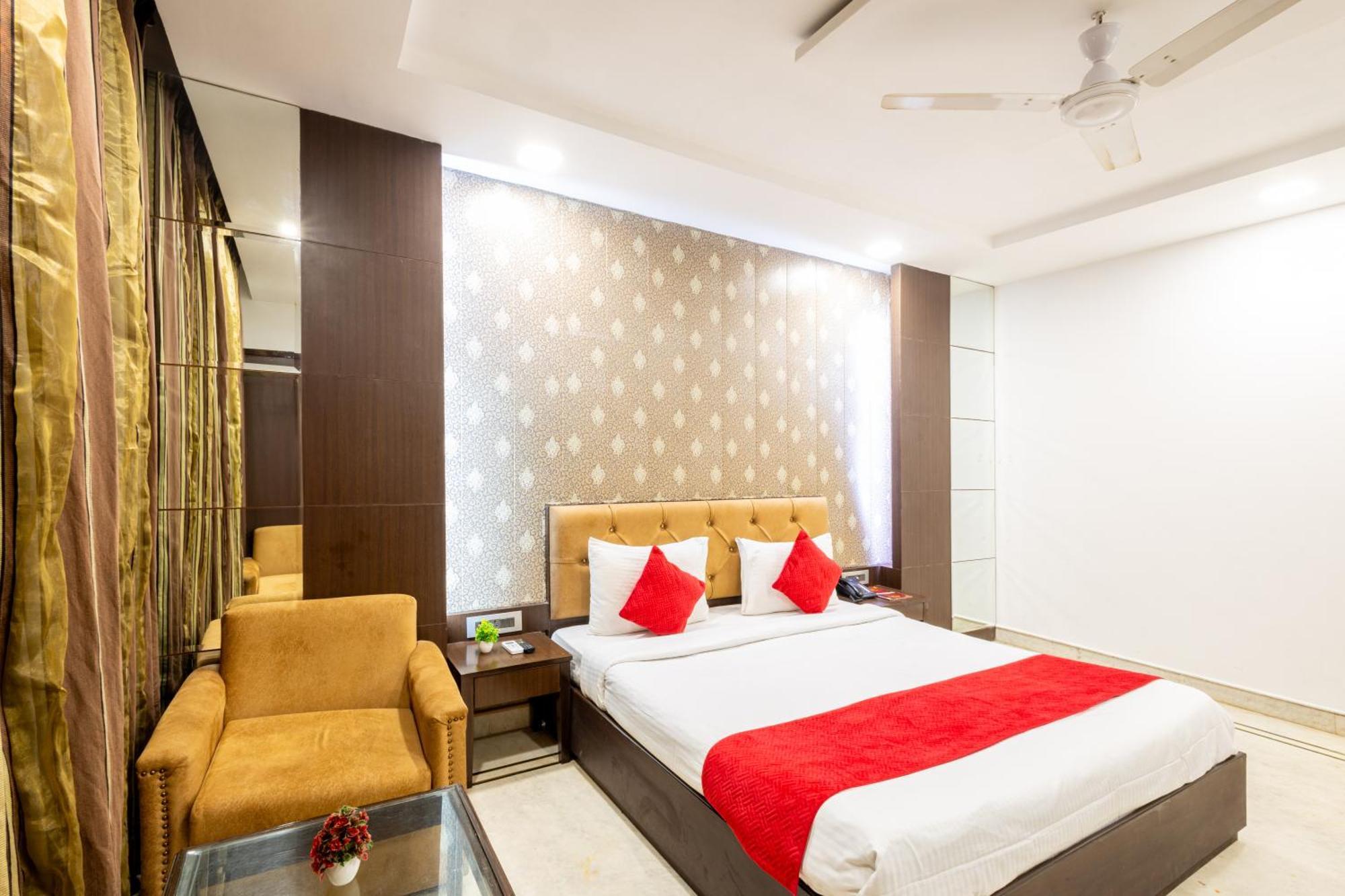Hotel Panickers Residency - Ajmal Khan Market Near Karol Bagh Metro Delhi  Exterior photo